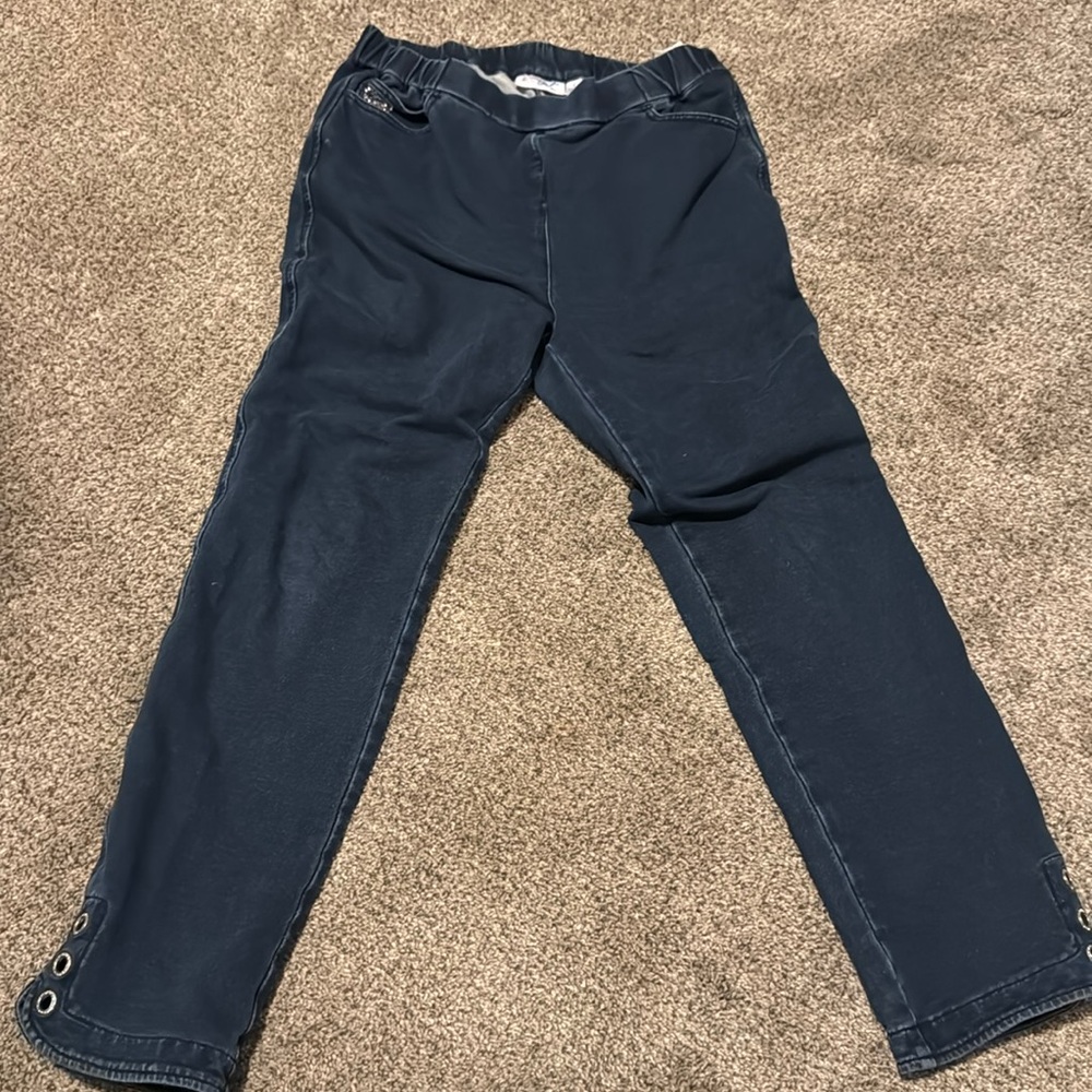 Dream jeannes by Quaker factory size small QVC